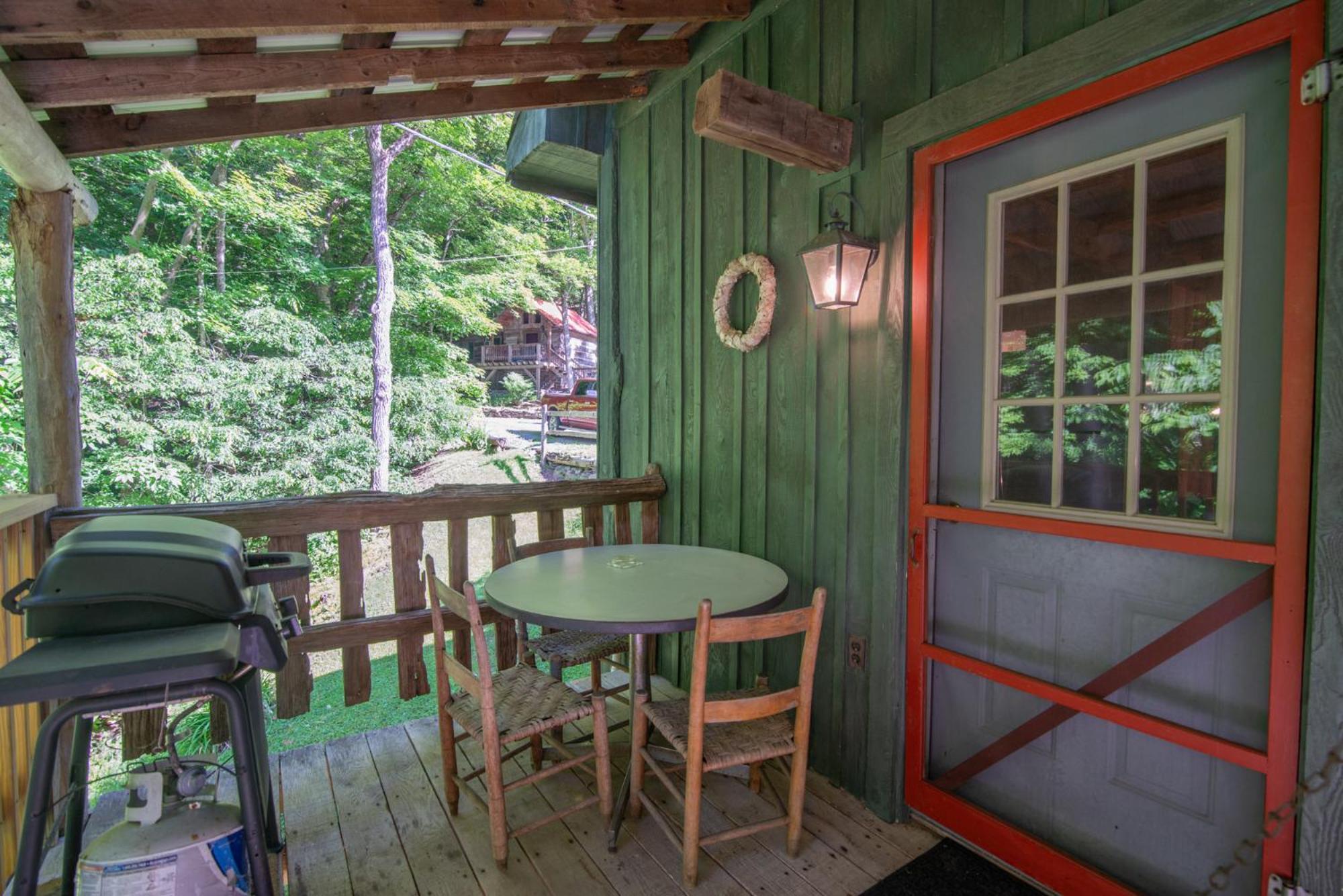 Moore House Inn & Cabins Marlinton Habitación foto