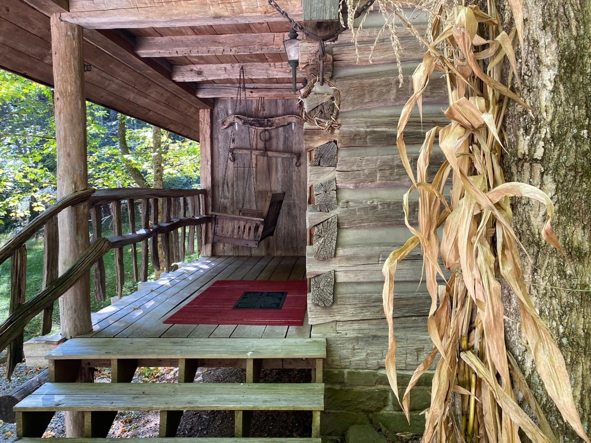 Moore House Inn & Cabins Marlinton Habitación foto