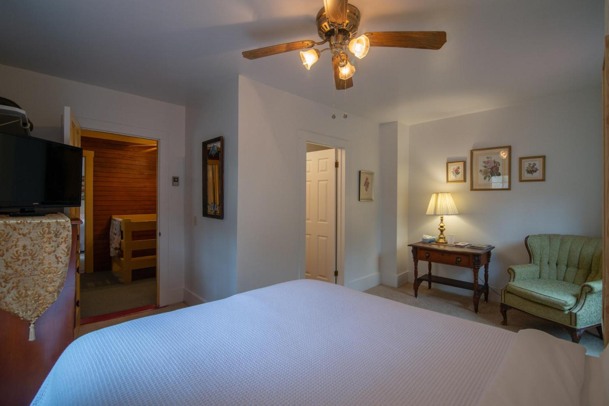 Moore House Inn & Cabins Marlinton Habitación foto