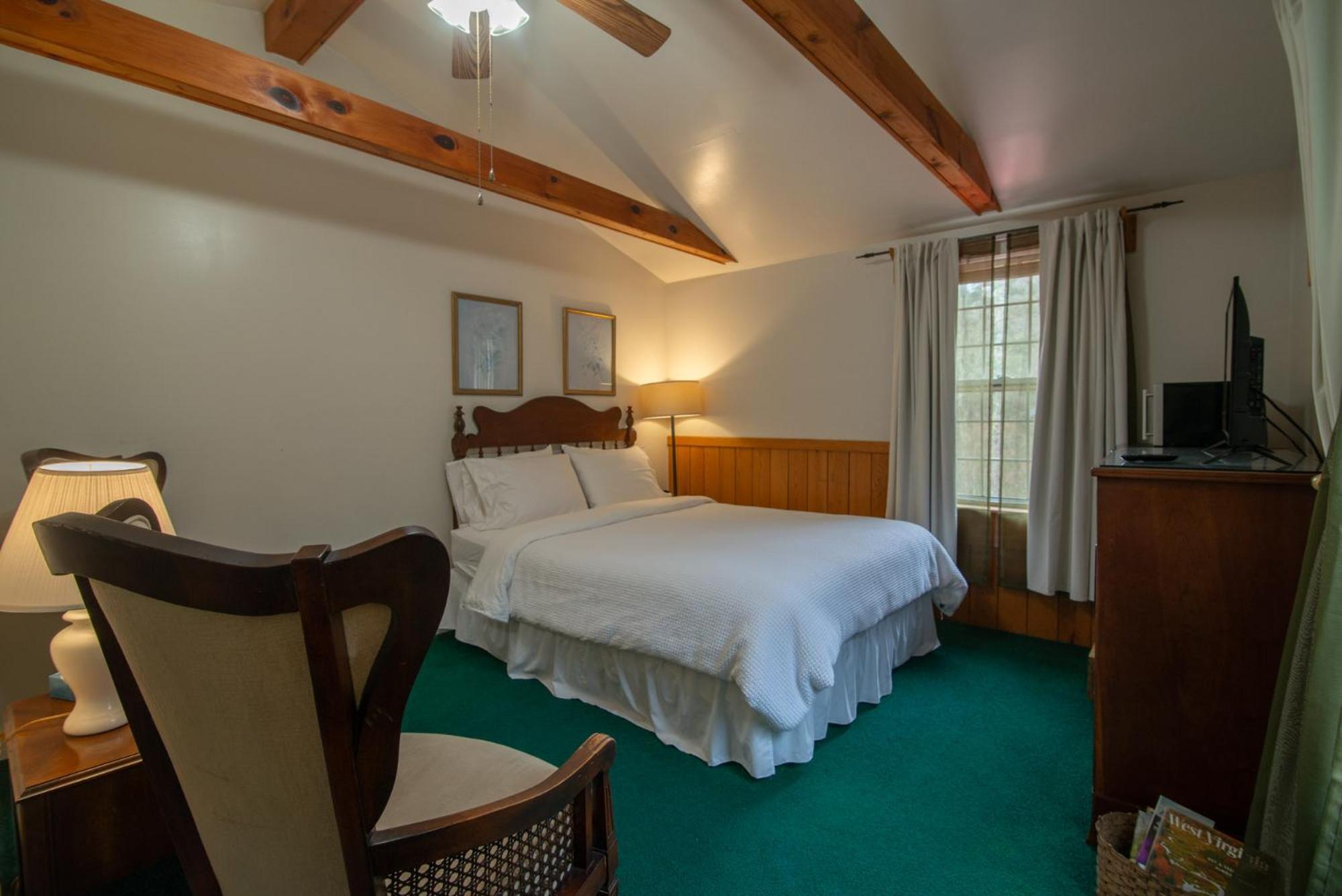 Moore House Inn & Cabins Marlinton Habitación foto